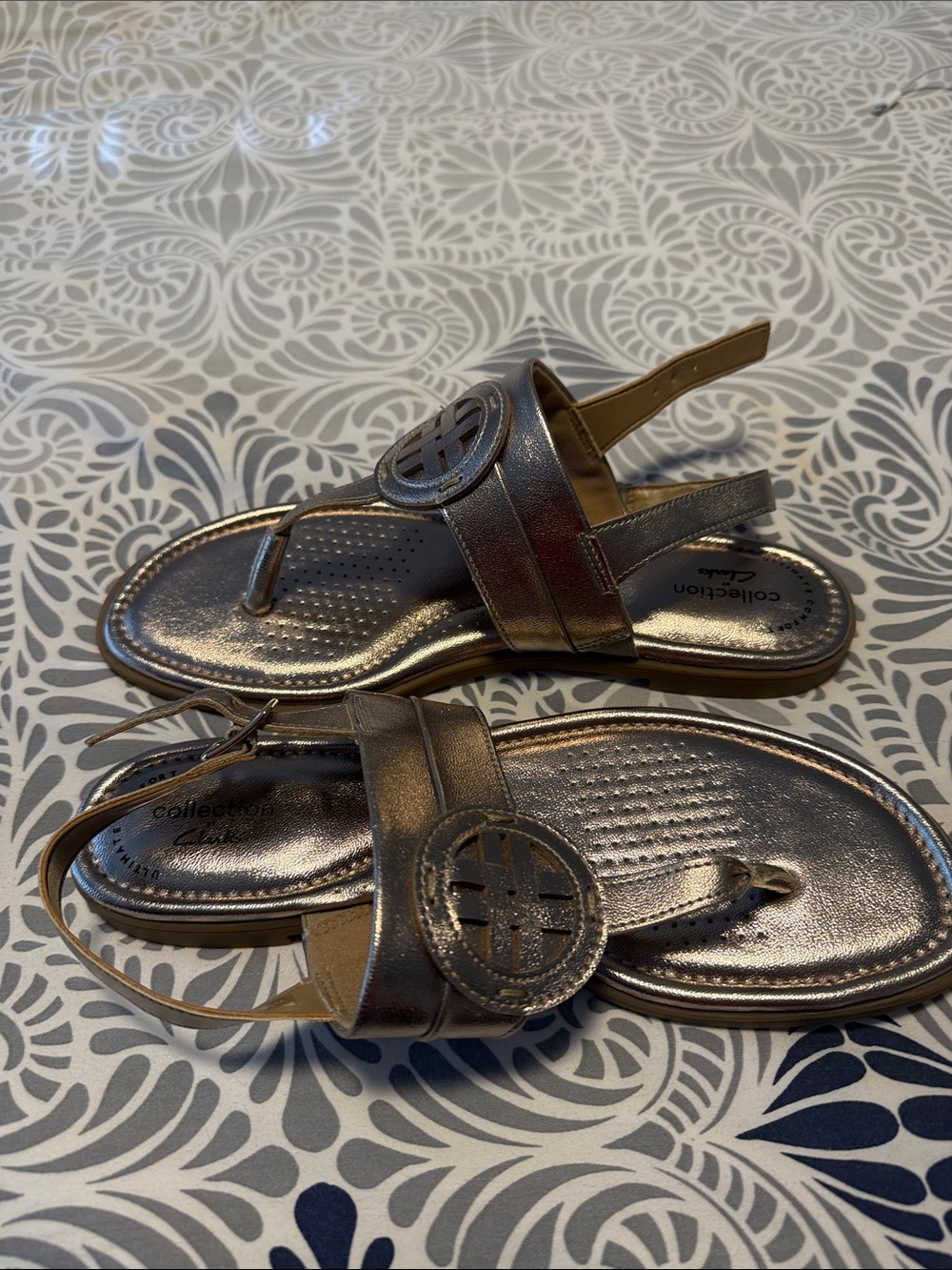 Clarks Metallic gold Open-Toe Slingback Sandals 8-1/2